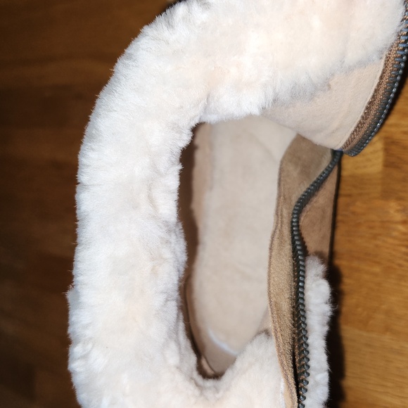 Emulated Australia boots - Picture 9 of 11